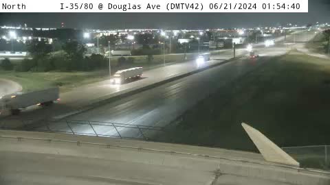 Traffic Cam DM - I-35/80 @ Douglas (42)